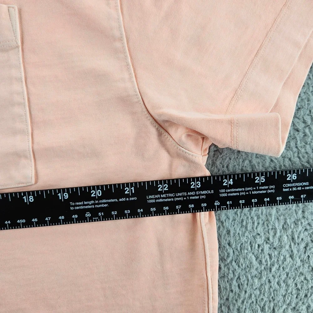 Athleta Classic Cotton Crop Tee Womens‎ Medium Pink Peach Boxy Pocket TShirt